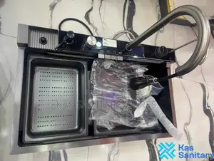 Kitchen Sink With Buttons