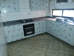 3bdrm Apartment in Abacha Estate for rent