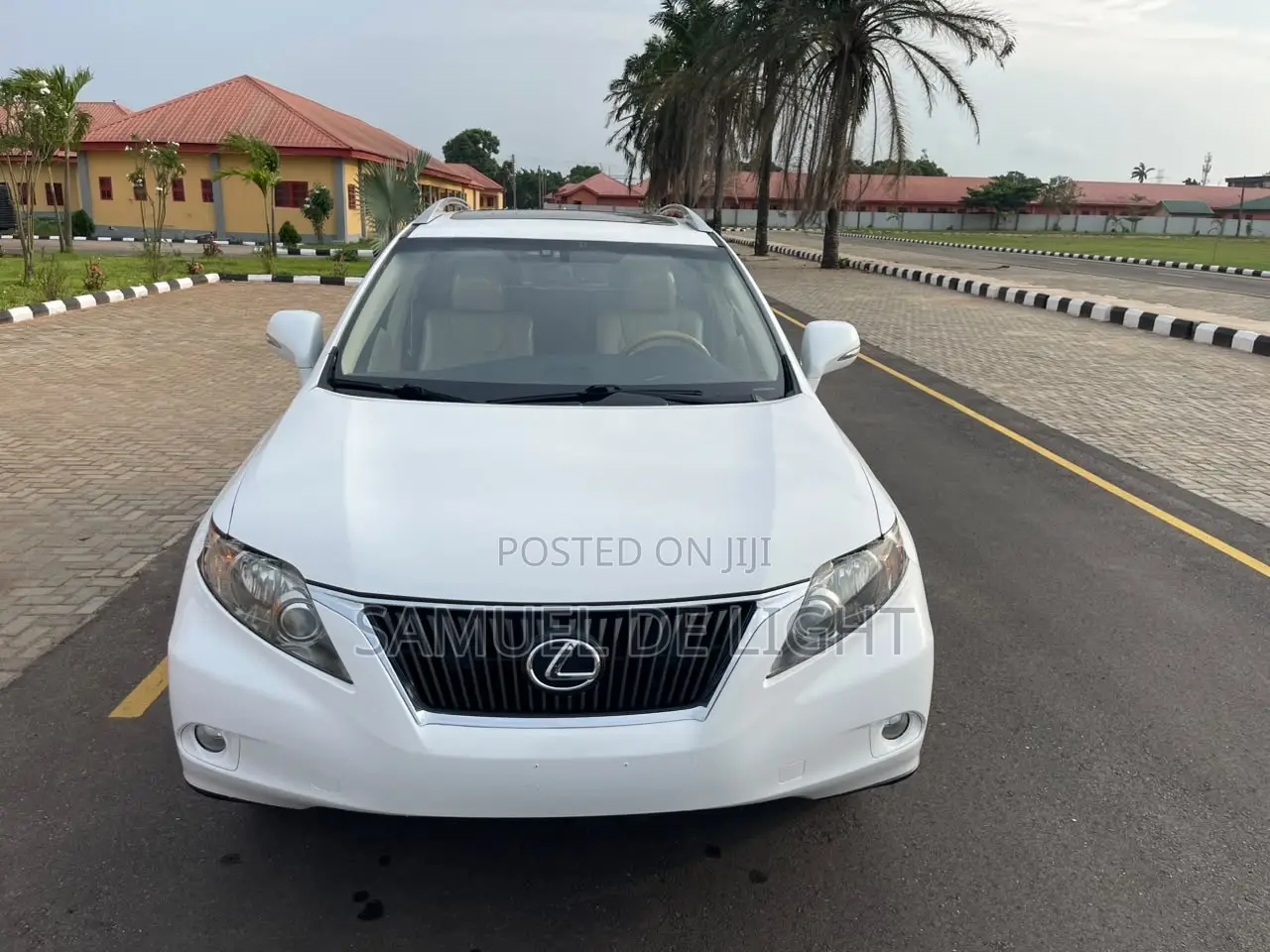 Lexus RX 2011 White