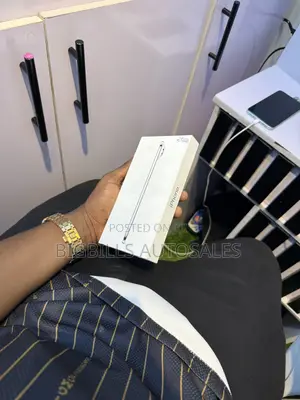 New Apple iPhone 17e 256 GB White