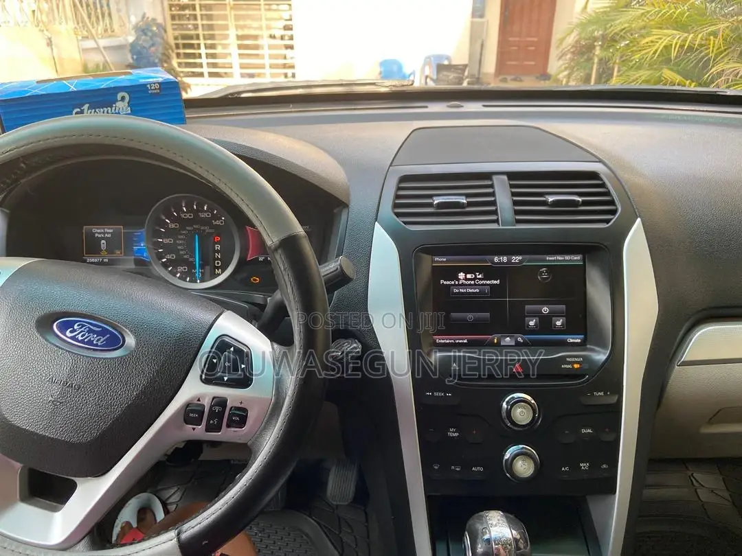 Ford Explorer 2015 Gray