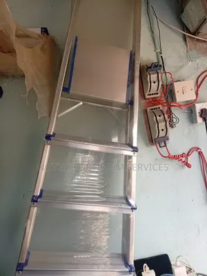 Lauder Aluminum