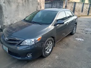 Toyota Corolla 2013 Gray