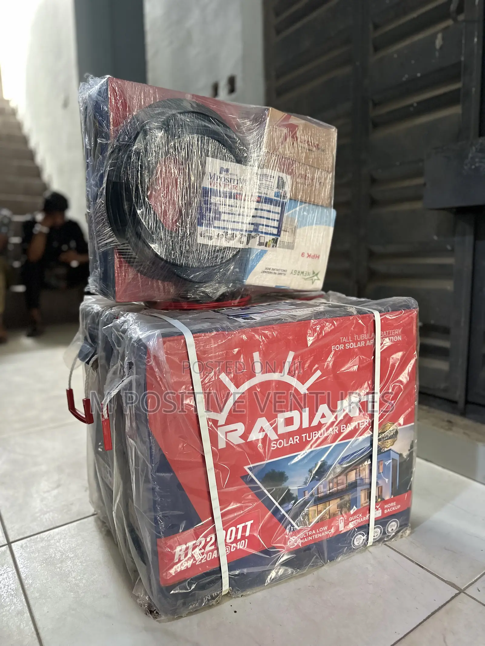 2 Tubular Batteries With 4.2kva Hybrid Inverter