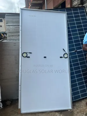 Ja Solar 550w Mono Perc Half-Cut Cell Solar Panel