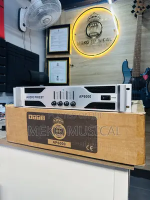 Audio Priest 4 Channels Powered Amplifier