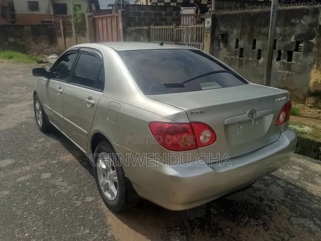 Toyota Corolla 2004 Silver
