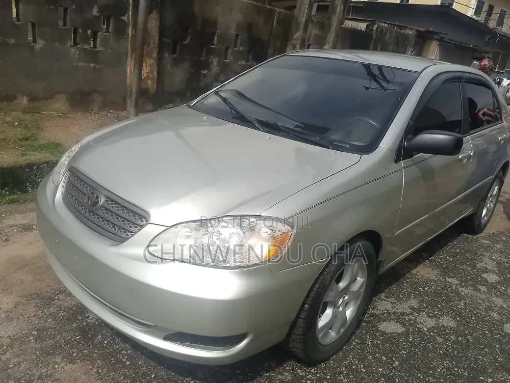 Toyota Corolla 2004 Silver