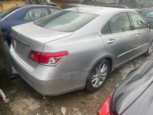 Lexus ES 350 2010 Silver