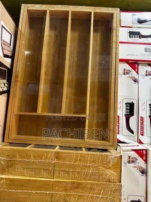 Extendable Bamboo Cutlery Organiser Tray