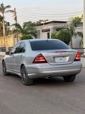 Mercedes-Benz 1117 2007 Silver