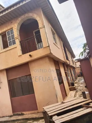 10bdrm Block of Flats in Akute Otun, Yakoyo/Alagbole for sale