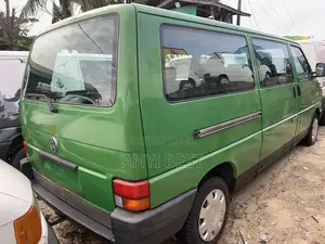 Volkswagen Transporter 2007 Green