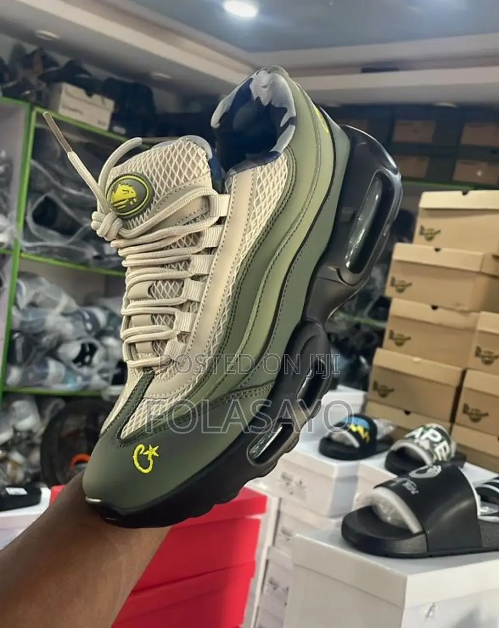 Nike Sneakers