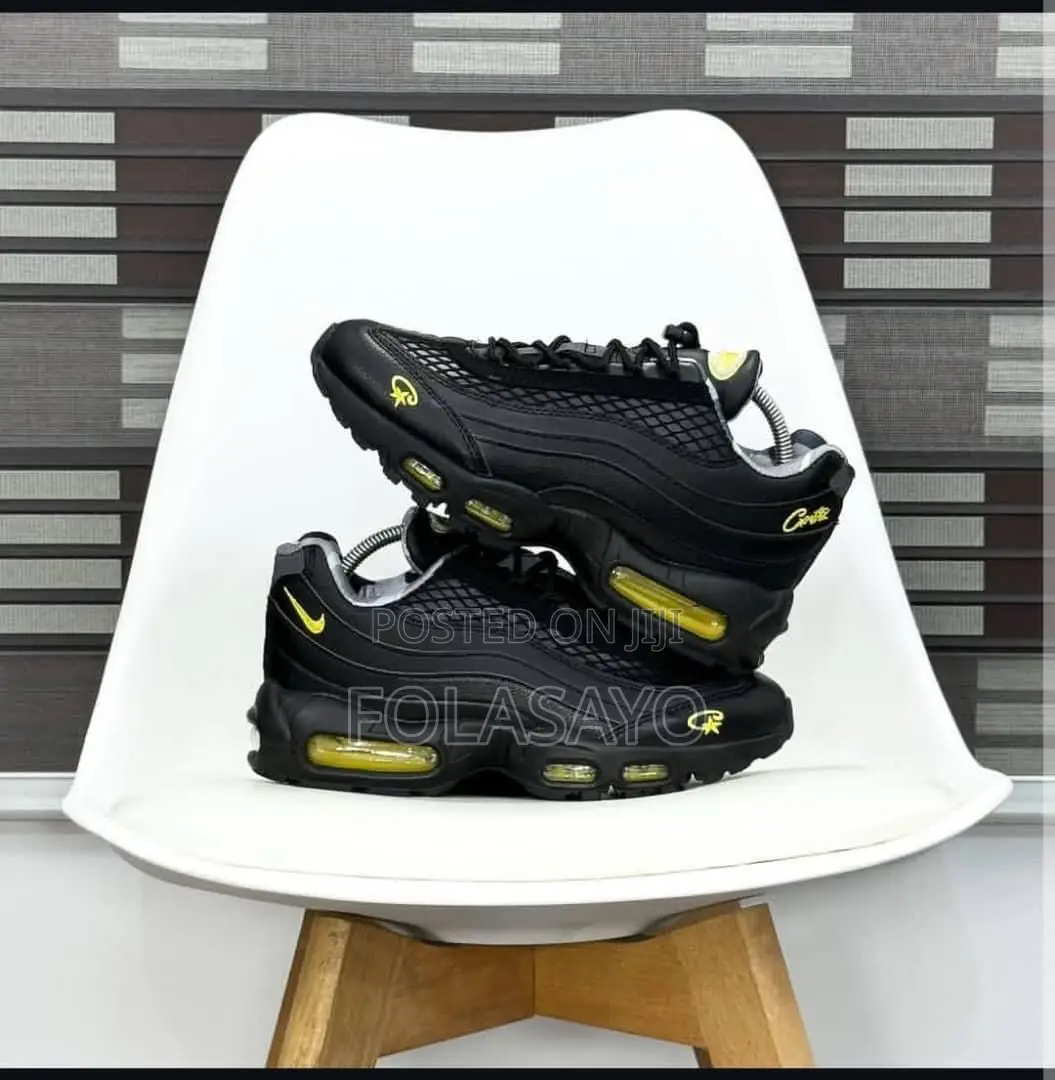 Nike Sneakers
