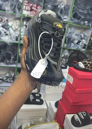 Nike Sneakers