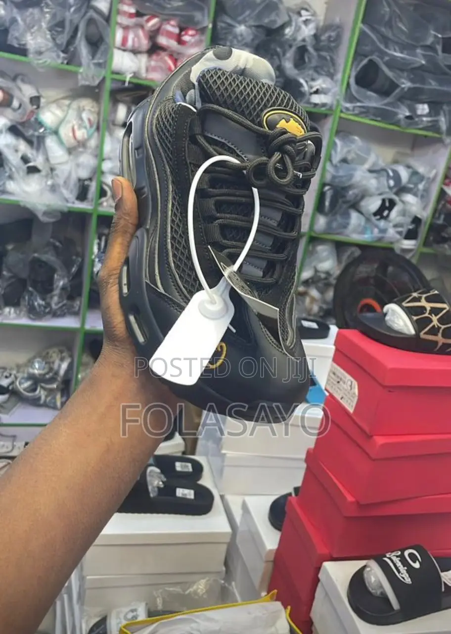 Nike Sneakers