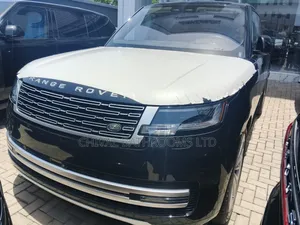 New Rover 3500 2025 Black