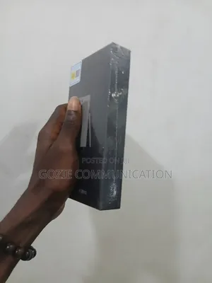 New Samsung Galaxy S24 Ultra 256 GB