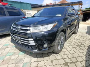 Toyota Highlander Limited 2019 Black