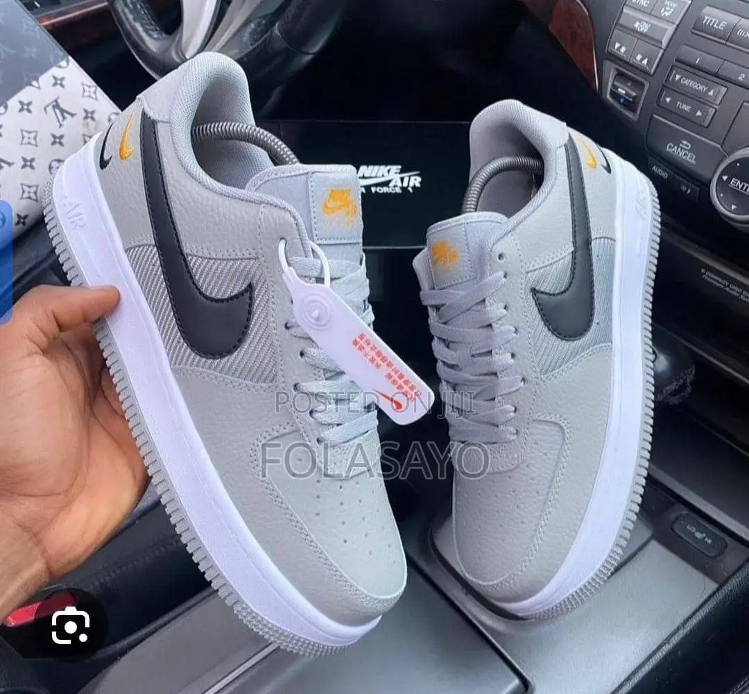 Nike Fully Boxed High Quality Sneakers