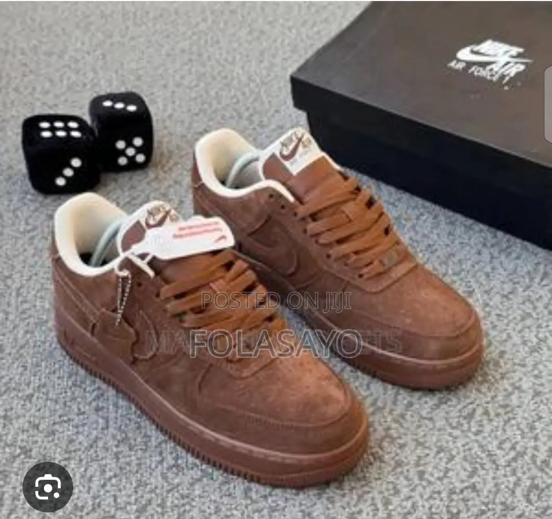 Nike Fully Boxed High Quality Sneakers
