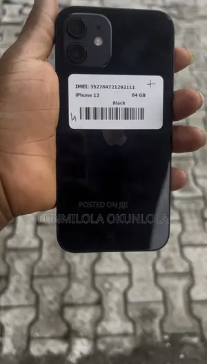 Apple iPhone 12 64 GB Black