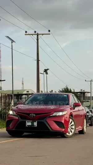 Toyota Camry SE (2.5L 4cyl 8A) 2019 Red