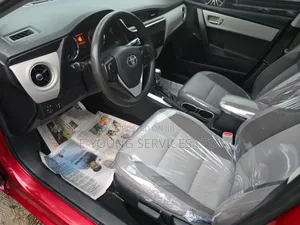 Toyota Corolla 2018 Red