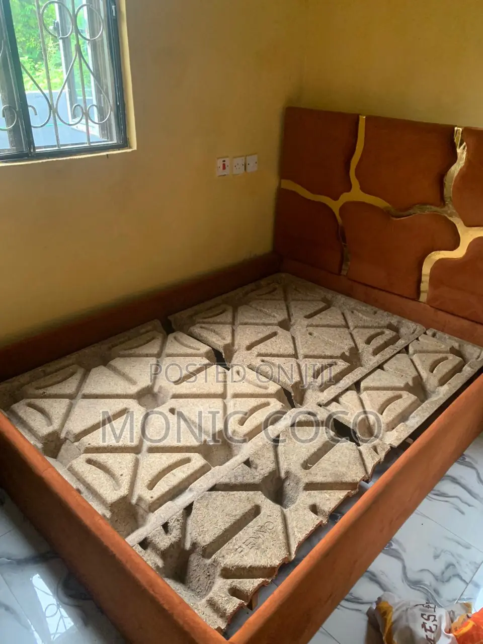 Bedframe 4 and Half by 6