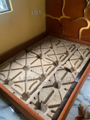 Bedframe 4 and Half by 6