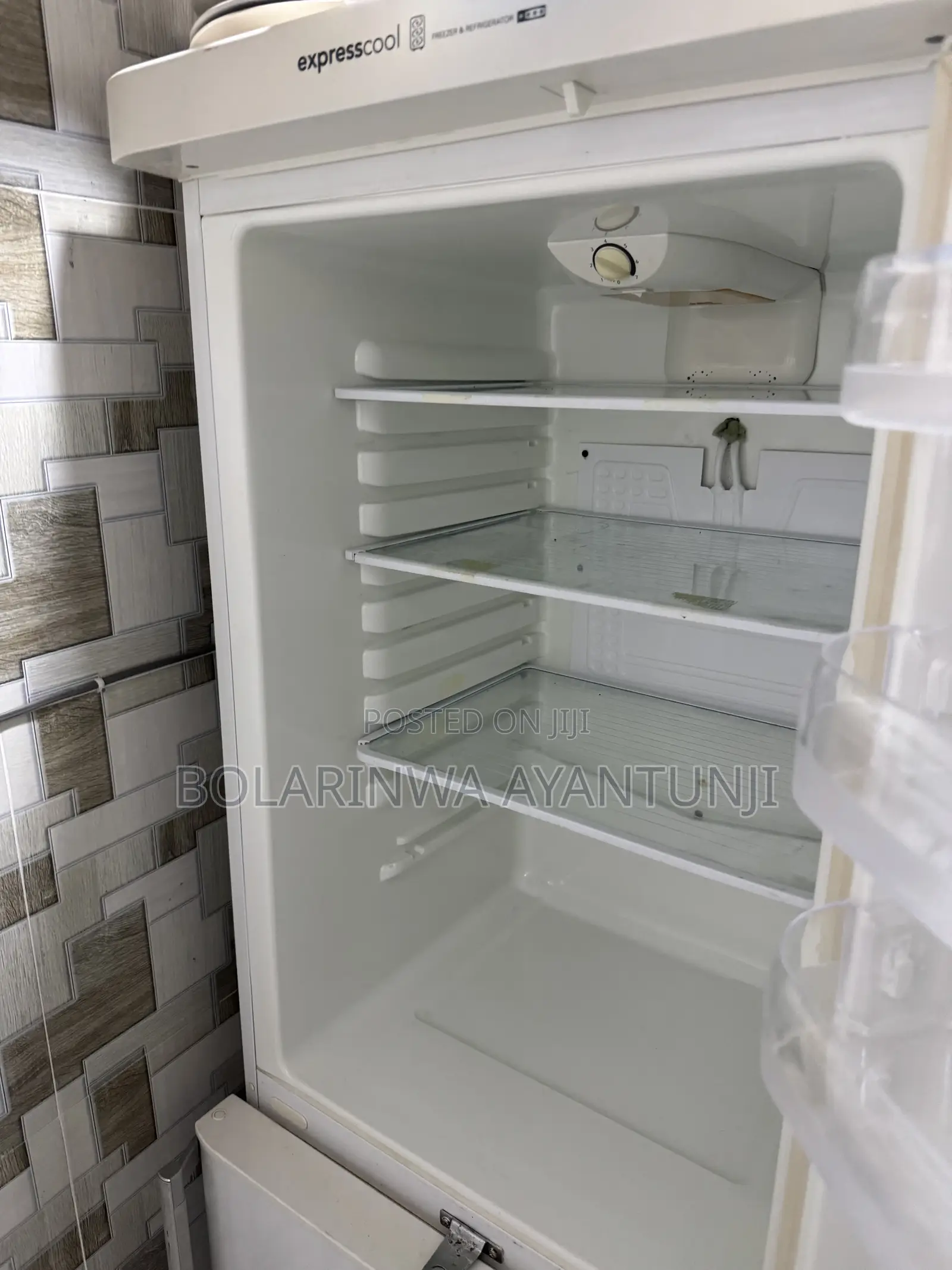 Refrigerator