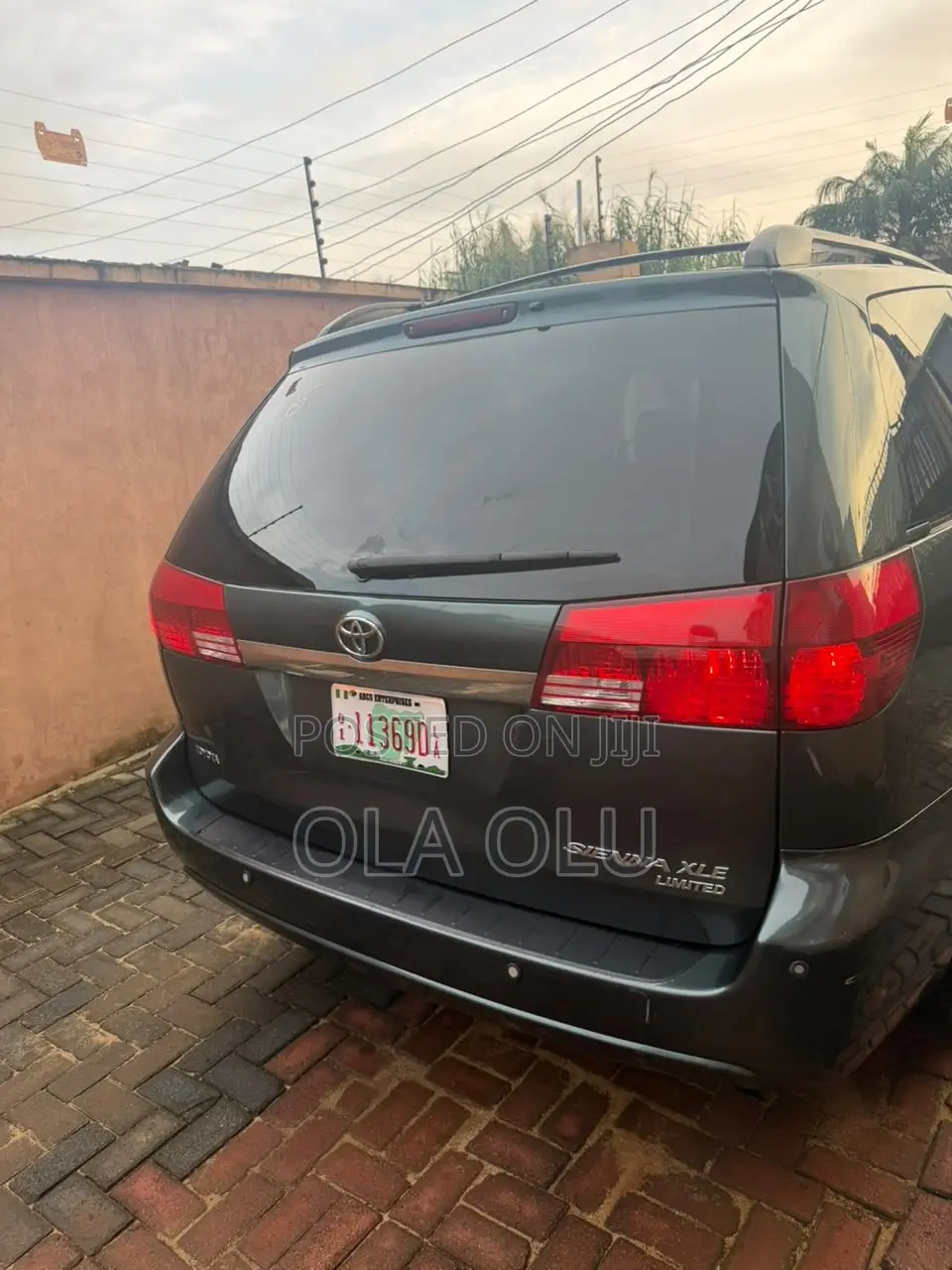 Toyota Sienna 2004 Blue