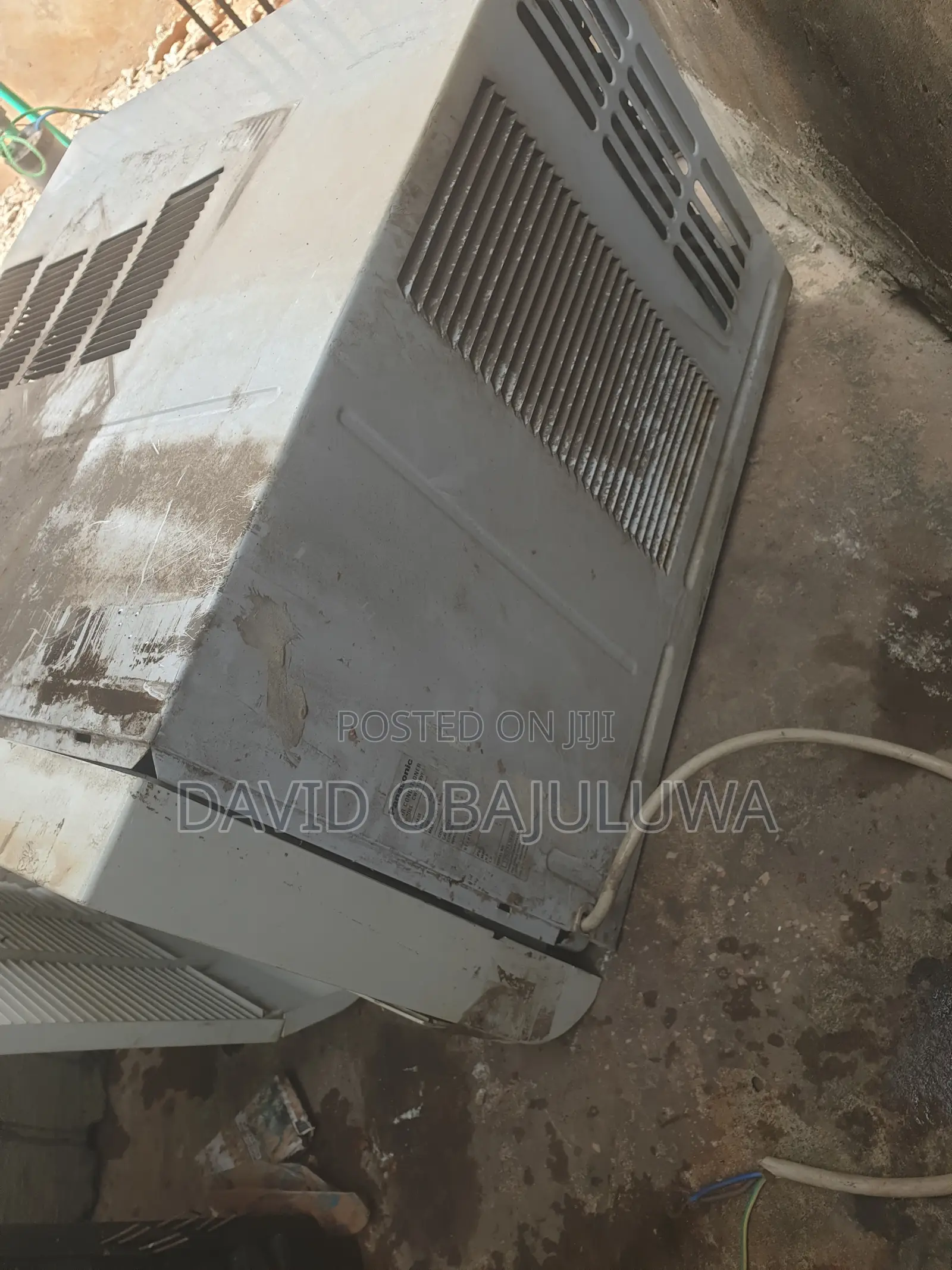 Used Window Unit Air-Condition