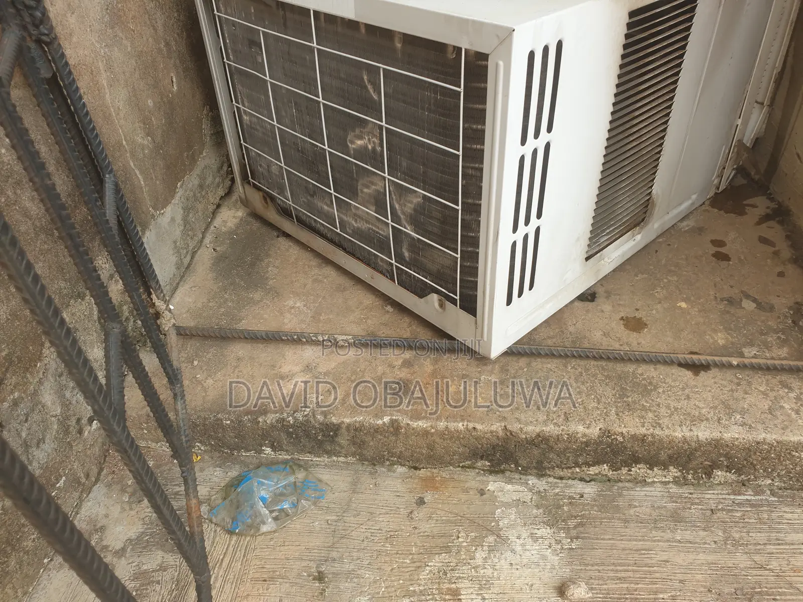 Used Window Unit Air-Condition