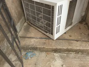Used Window Unit Air-Condition