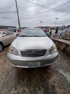 Toyota Corolla LE 2005 Silver