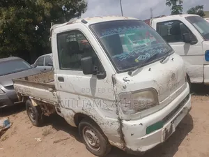 Distress Sale Firstbody Hijet Daihatsu, Working Perfectly With Sound