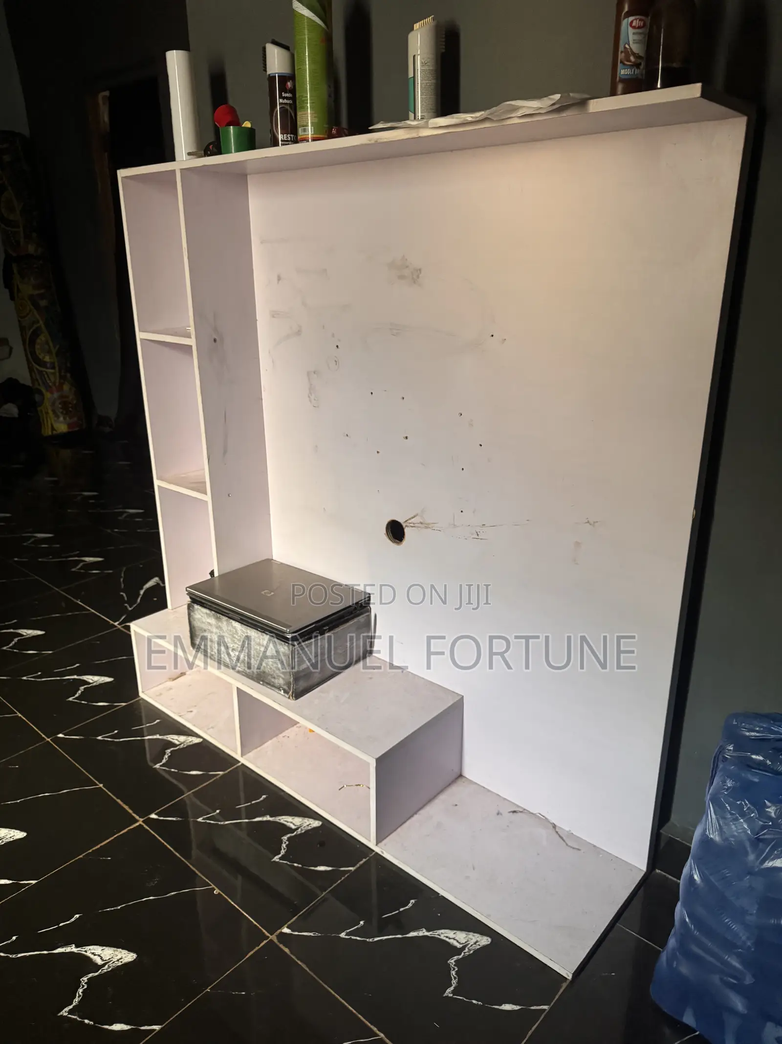 4ft by 4ft Tv Console
