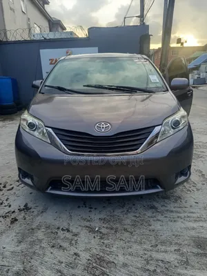 Toyota Sienna 2010 Gray