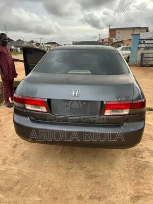 Honda Accord 2004 Gray