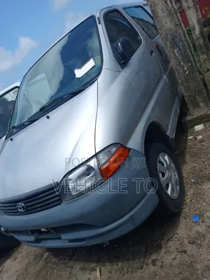 Toyota HiAce 2003 Silver