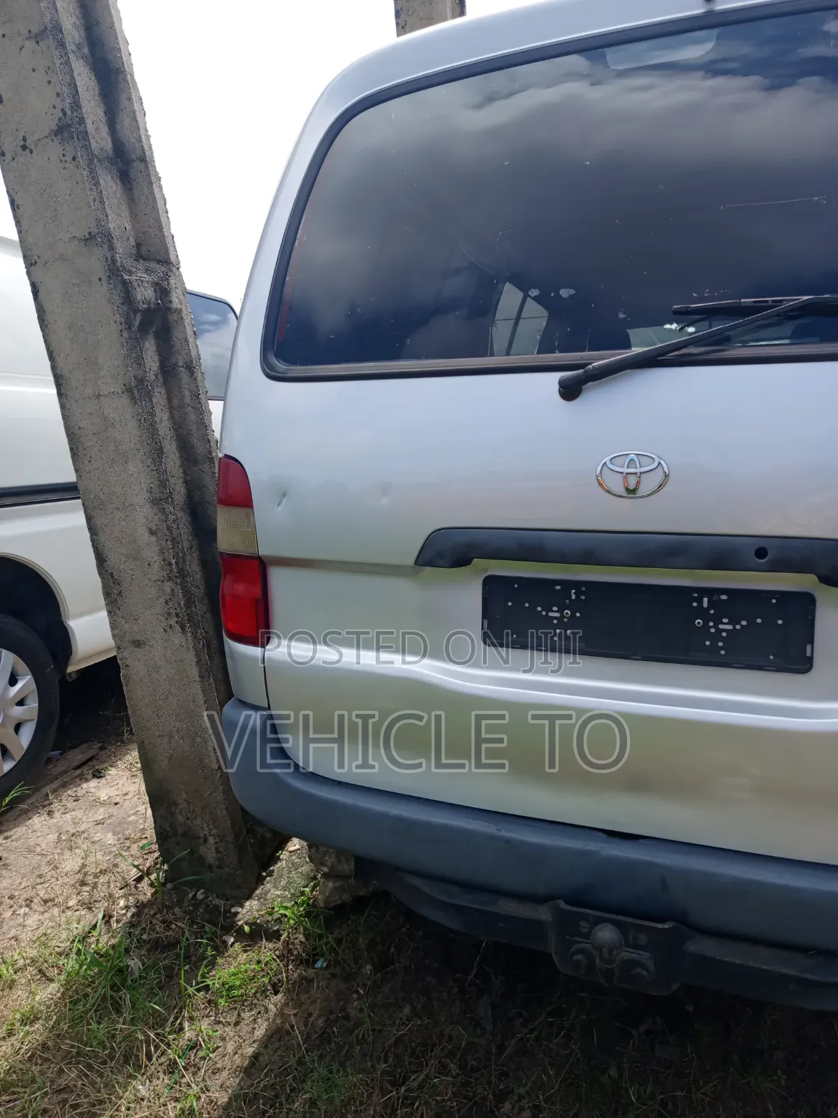 Toyota HiAce 2003 Silver