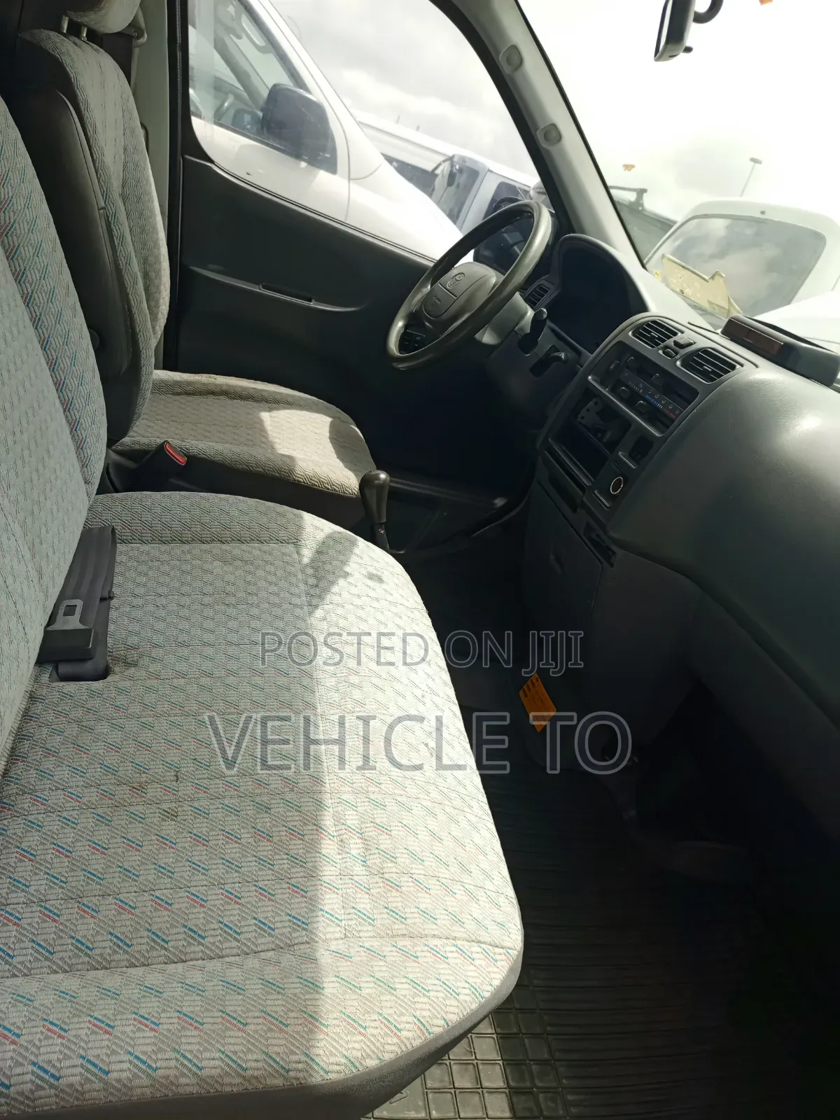 Toyota HiAce 2003 Silver