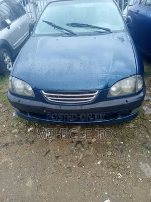 Toyota Avensis 2003 Blue