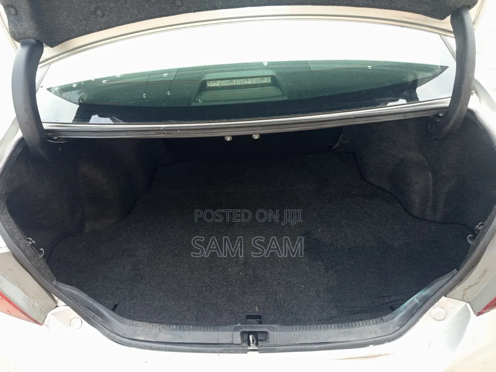 Toyota Camry 2017 Silver