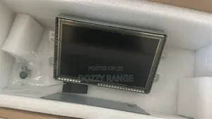 Range Rover Screen 2014