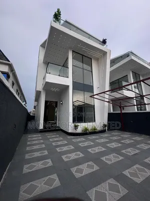 5bdrm Duplex in Sangotedo for sale
