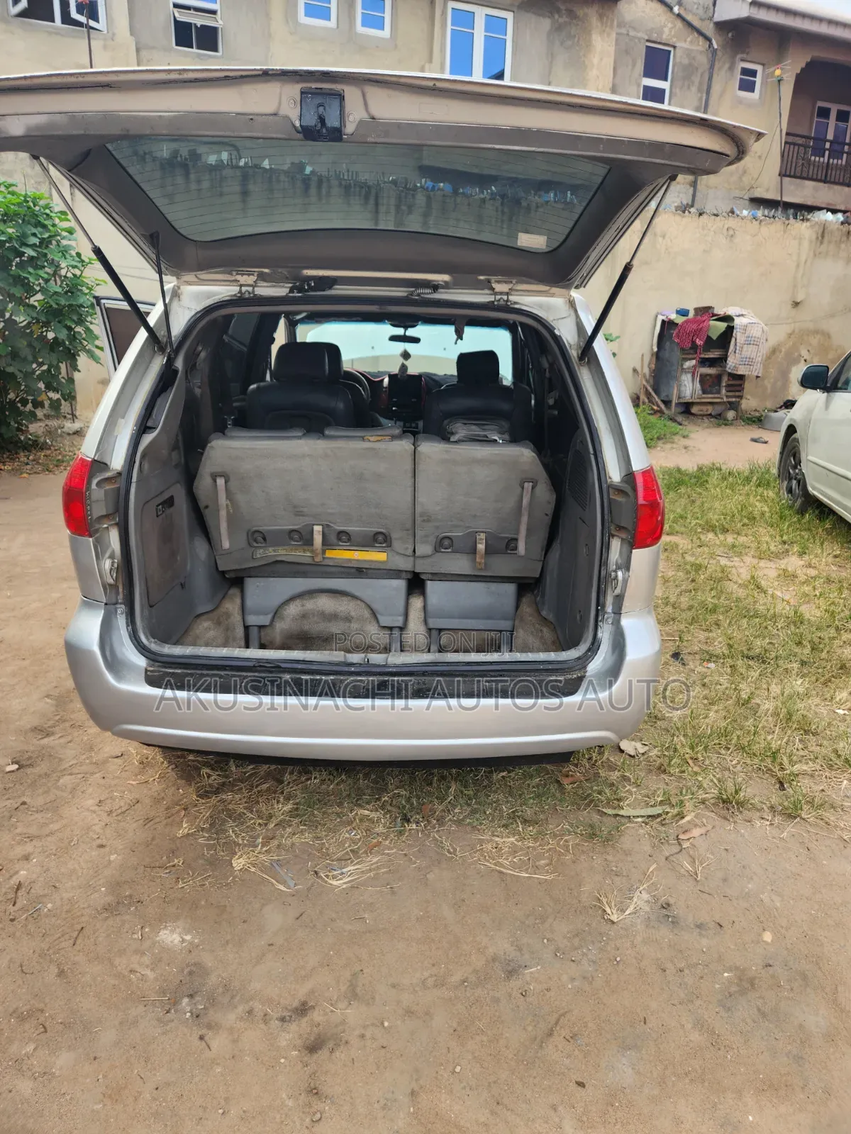 Toyota Quantum 2006