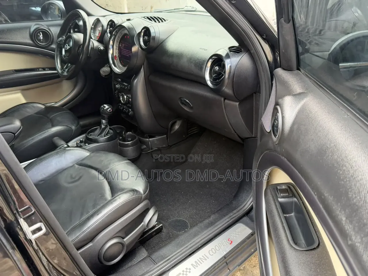 Mini Cooper 2014 Black